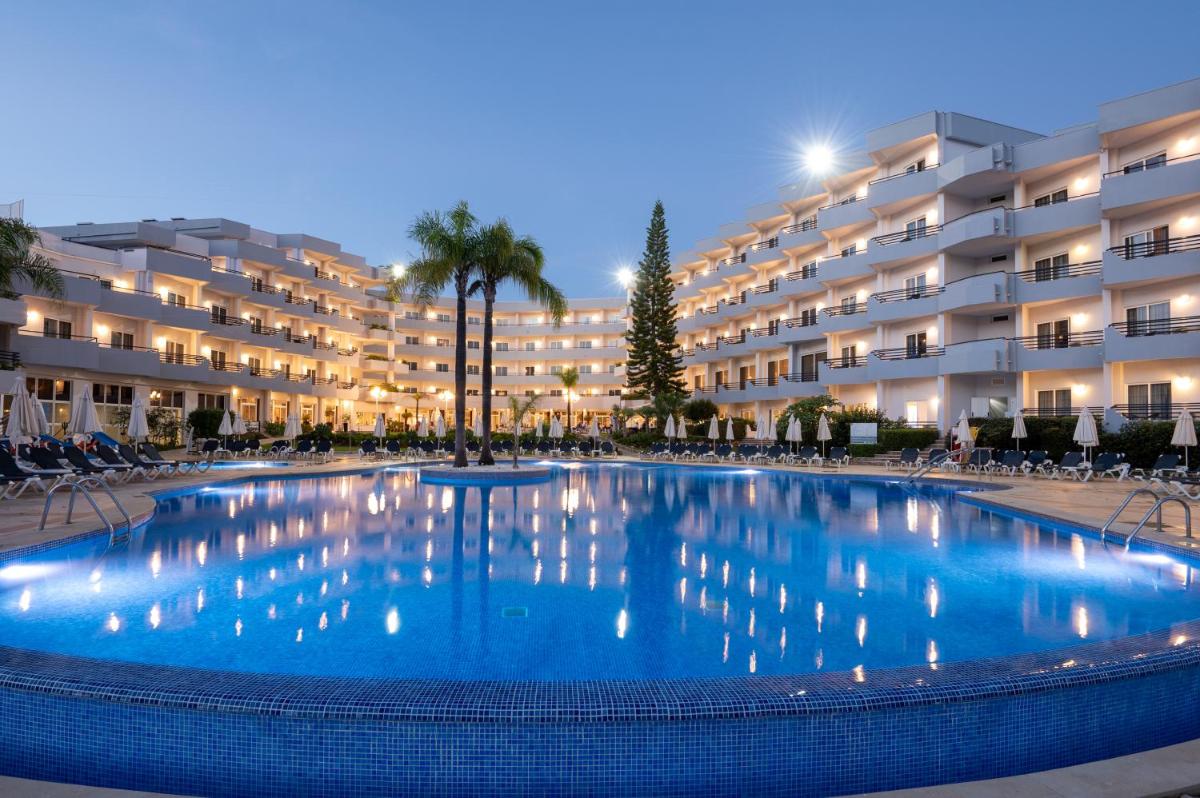 A piscina em ou perto de Vila Gale Nautico