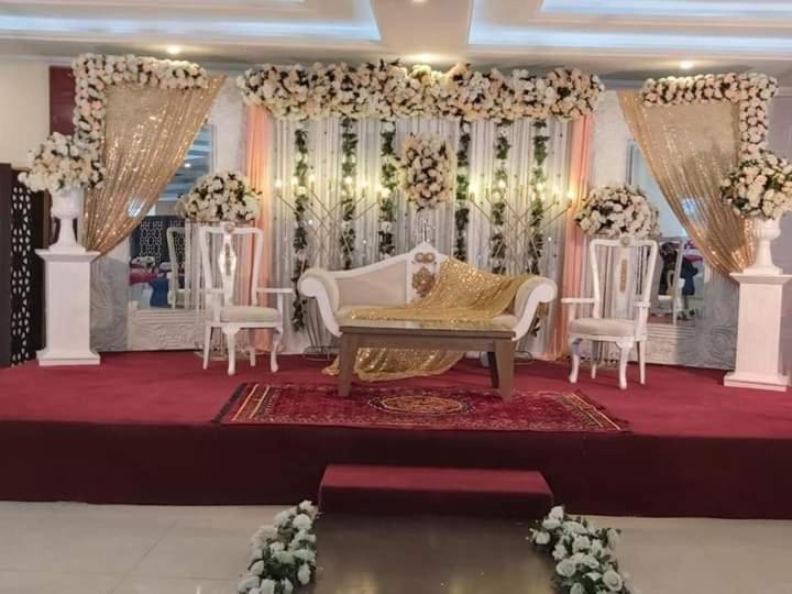 Falettis Grand Hotel Murree - Housity
