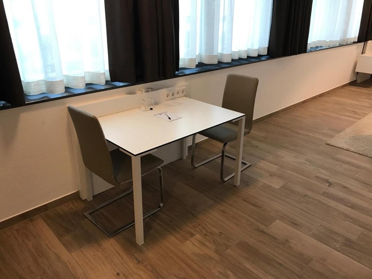 Hotel Newton Heilbronn - Housity