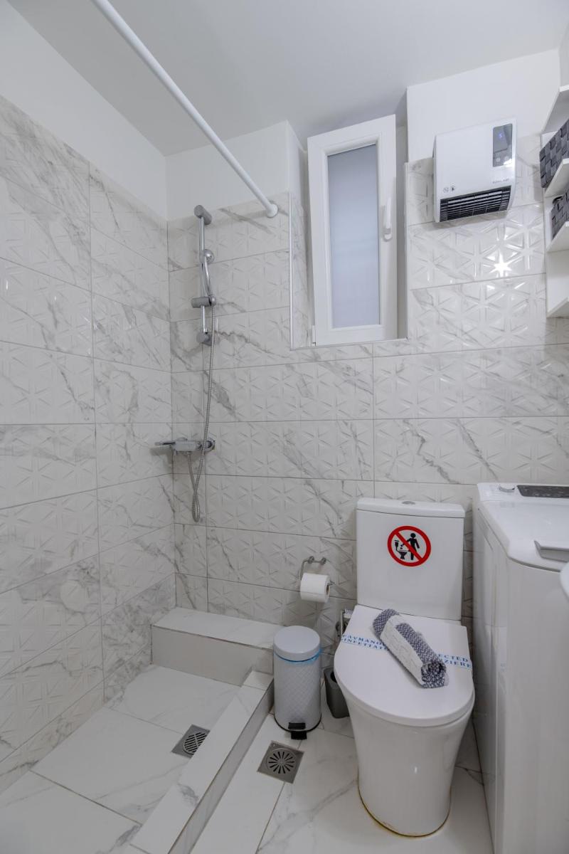 Paleo Faliro Gardenbay - Housity