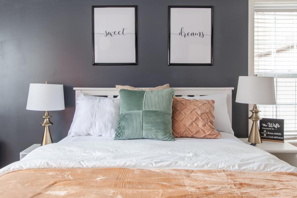 Suitetrails - Luxury & Nice Private Room in DC