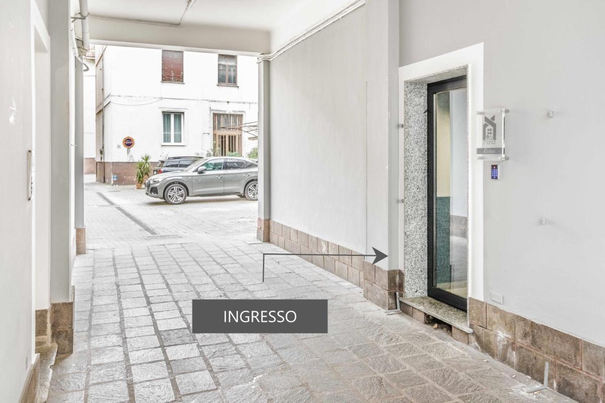 La Perla Rooms - Housity