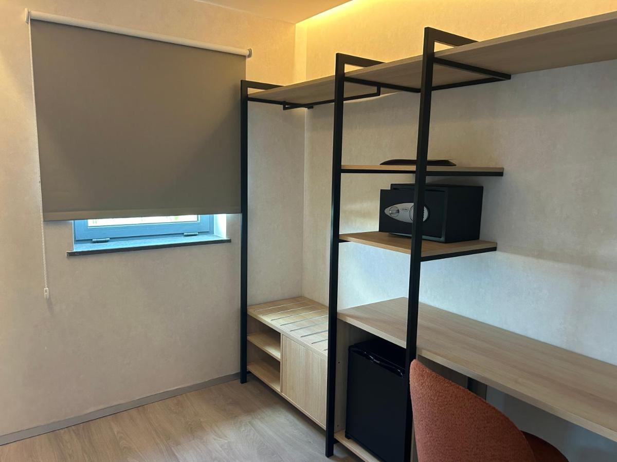 Uma ou mais camas em beliche num quarto em AP Maria Nova Lounge - Adults Friendly
