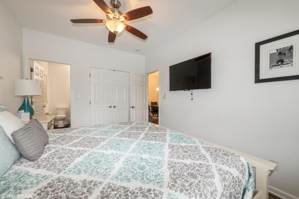 Comfy, Convenient Close to Rehoboth and Lewes! - Housity