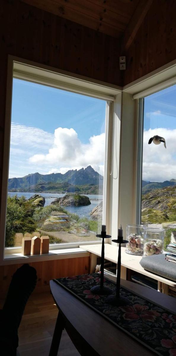 Unique private cabin in Lofoten - Housity