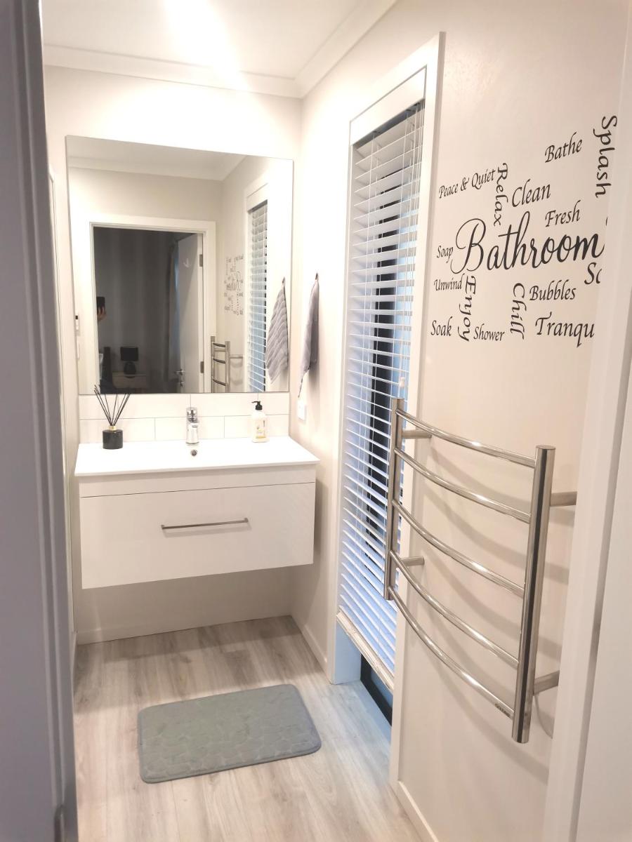 Stylish Private Guest House Ensuite Only - Housity