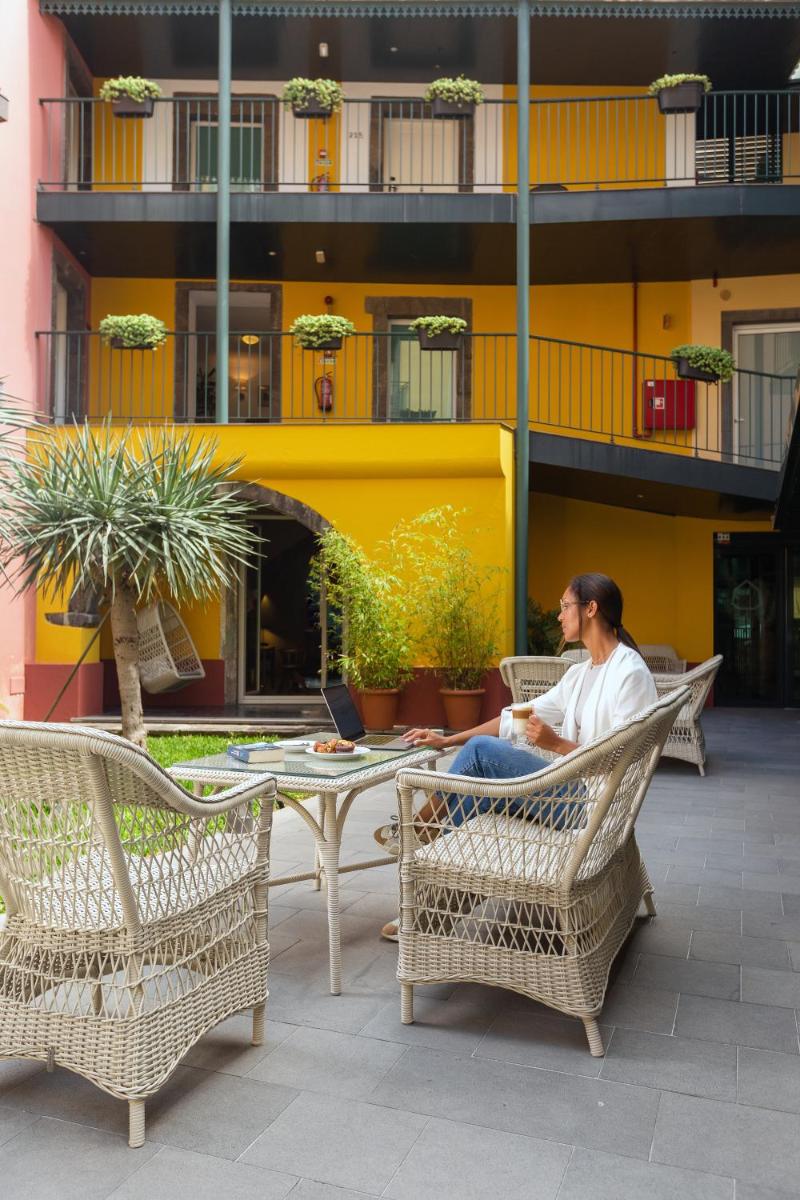 Uma varanda ou terraço em Castanheiro Boutique Hotel
