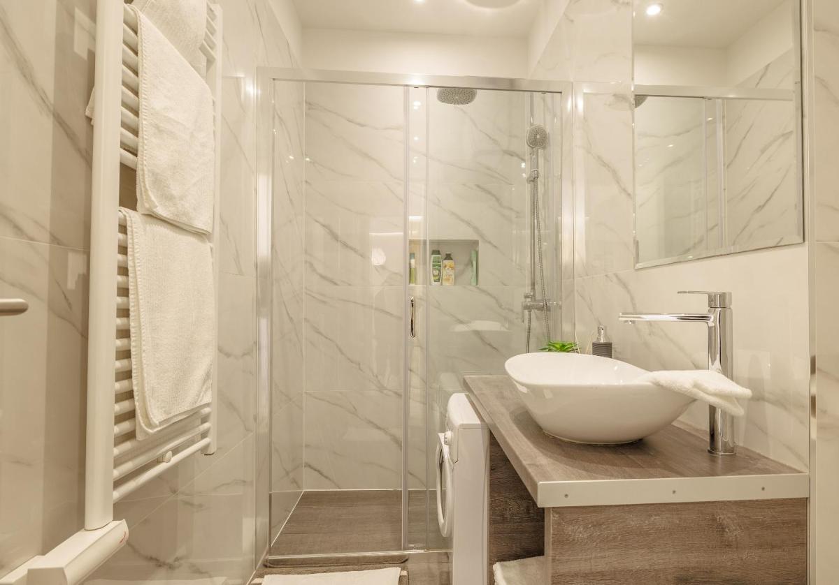 Suitetrails - Perimar Luxury Apartments and Rooms Split Center