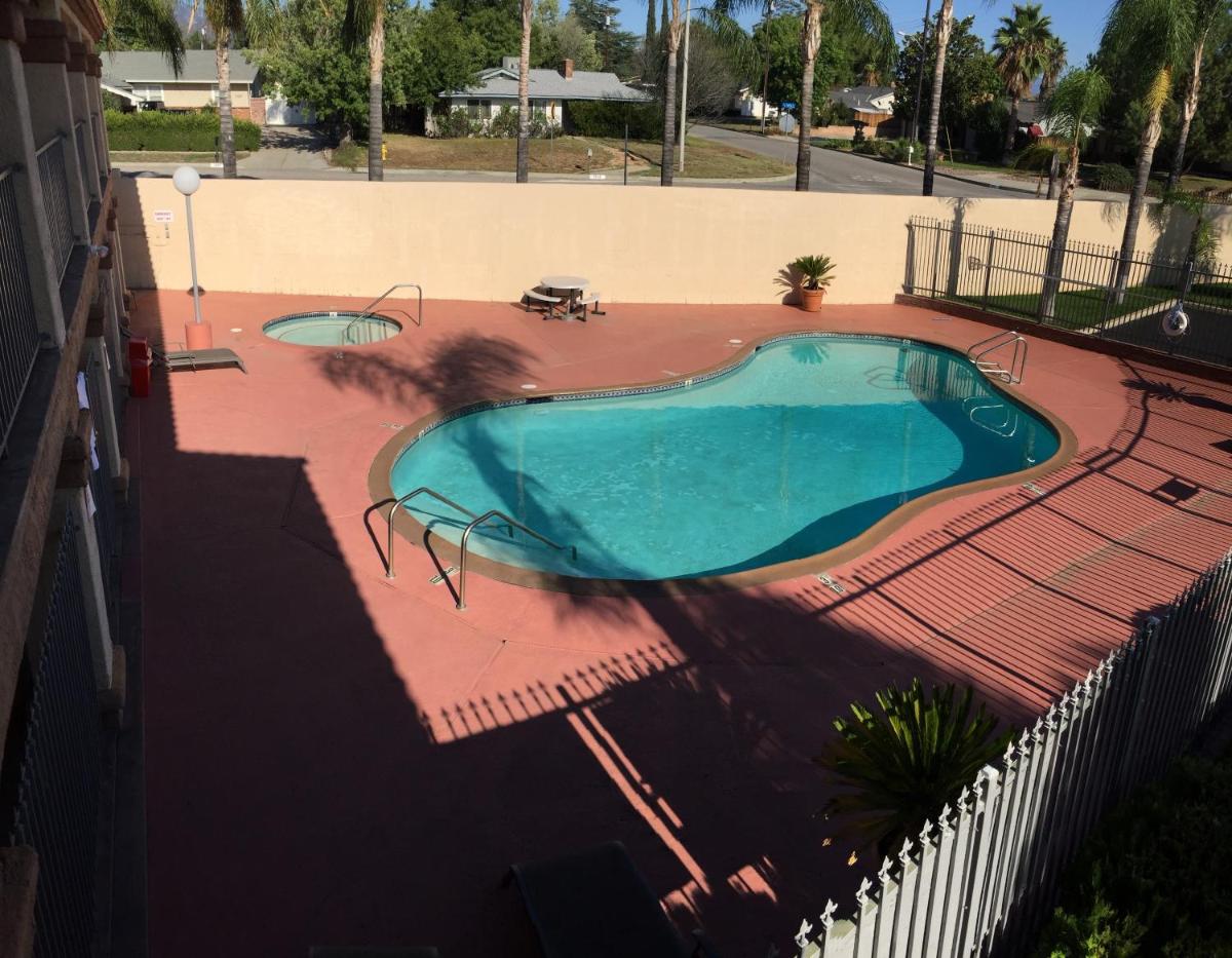 Calimesa Inn - Housity