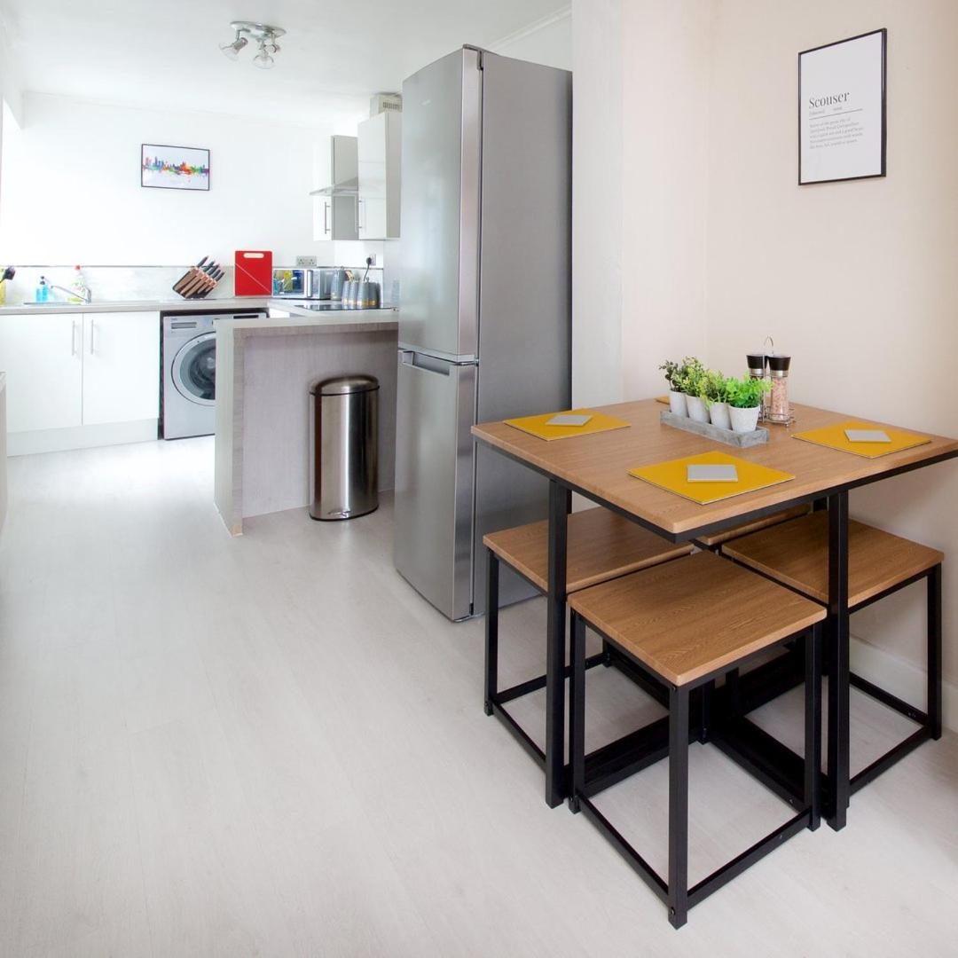 GuestReady Modern 2BR Home by Anfield Stadium - Housity