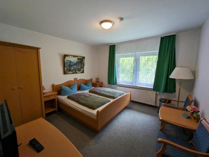 Haus Am Waldesrand - Housity