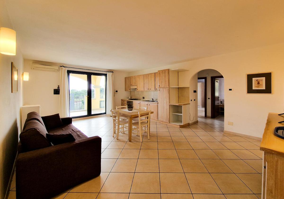 Leberides - Housity