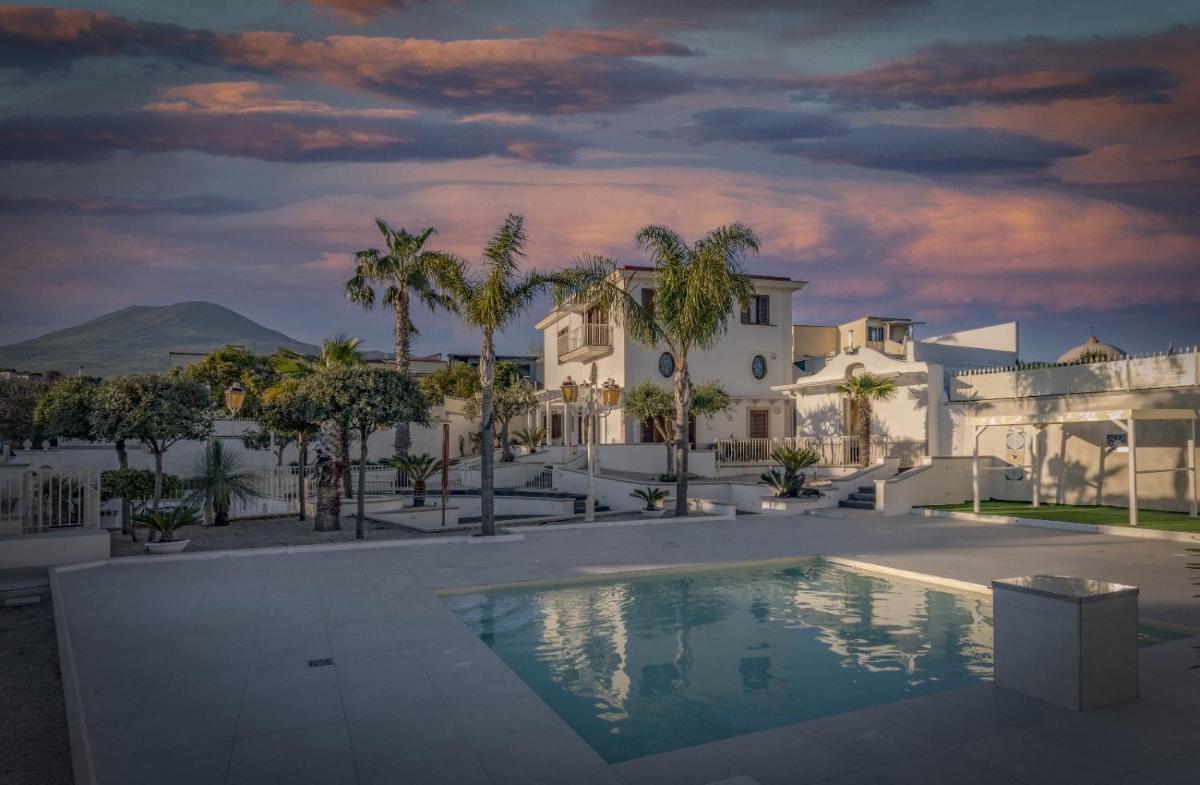 Villa Vesuvio - Housity