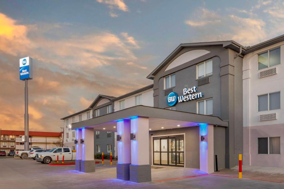 Best Western North Side Inn - Housity