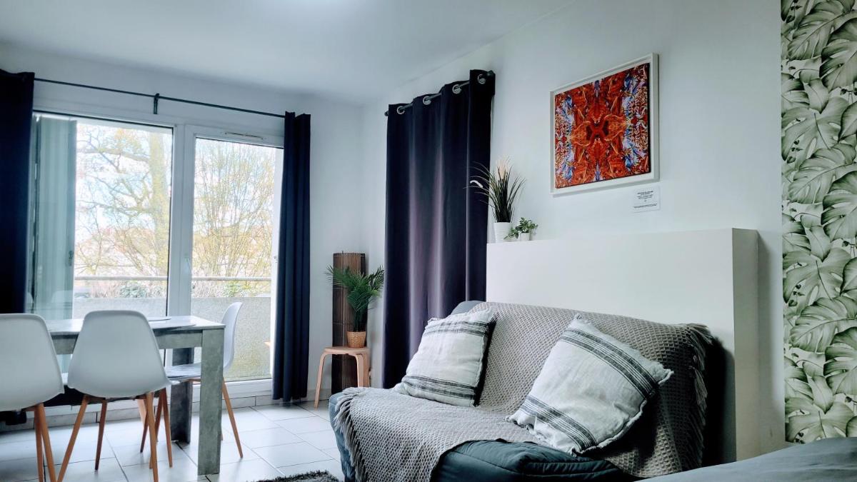 Cosy Case between Disney and Paris - Housity