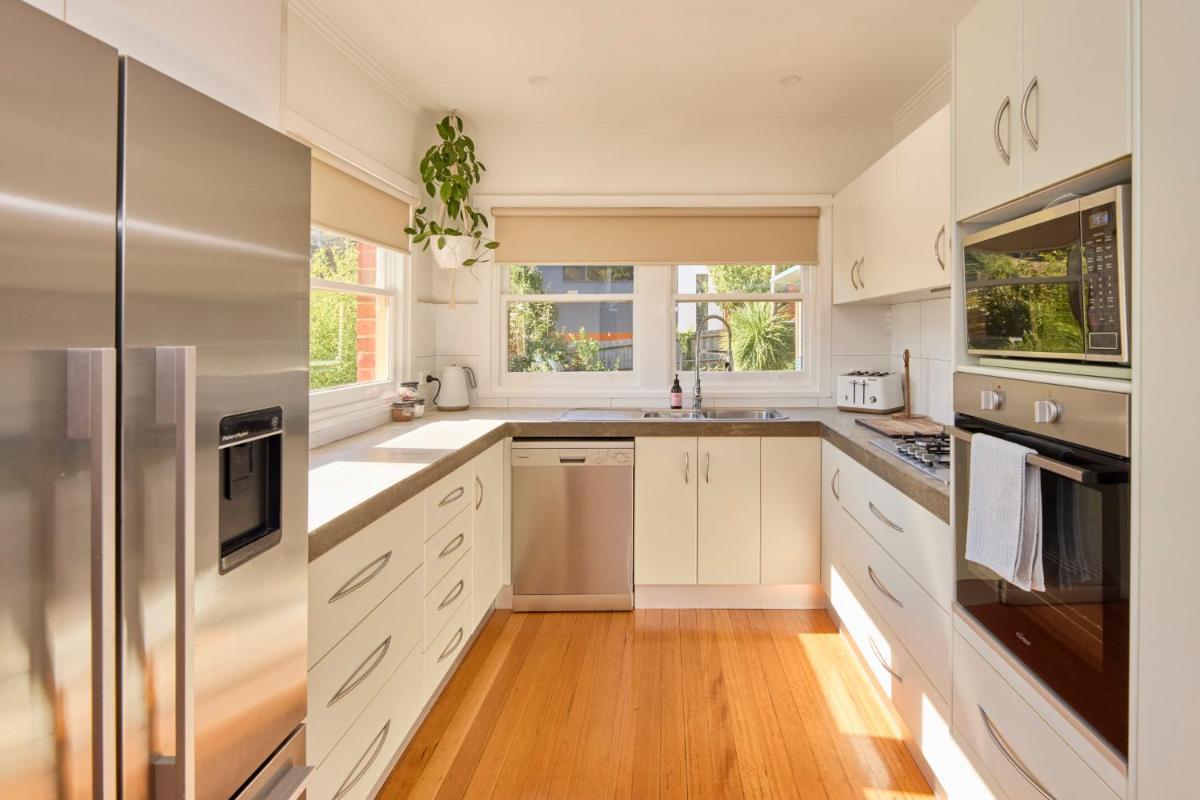 Basin Road Townhouse - Housity