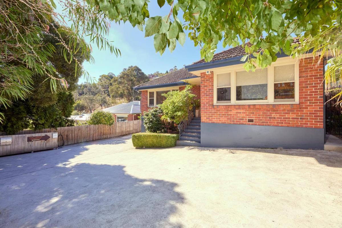 Basin Road Townhouse - Housity
