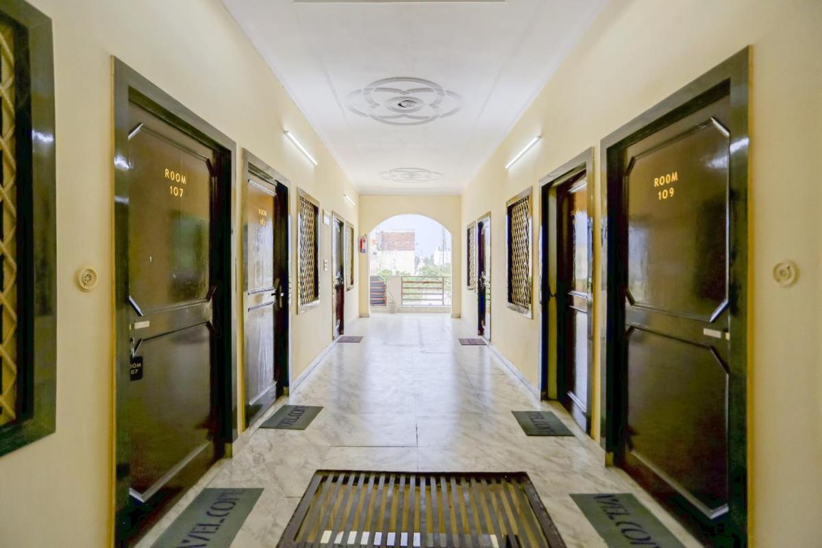 OYO Hotel Dream House - Housity