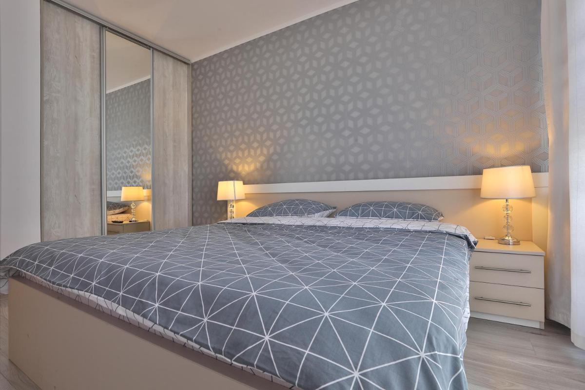 Ada Homes E620 - Housity