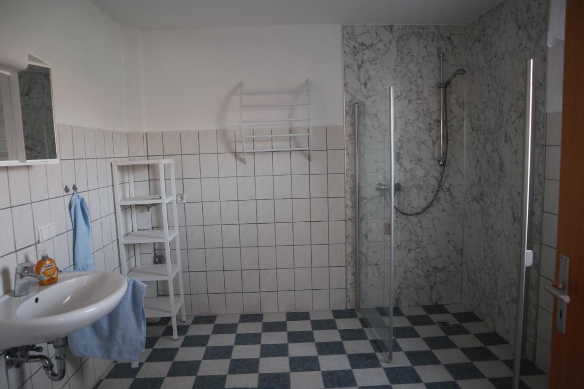 Netter Ferienhaus - Housity