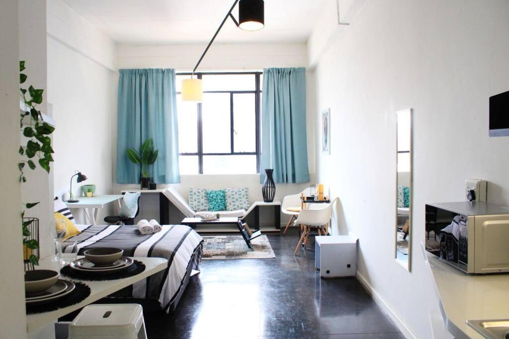Suitetrails - Graceful Rest Maboneng