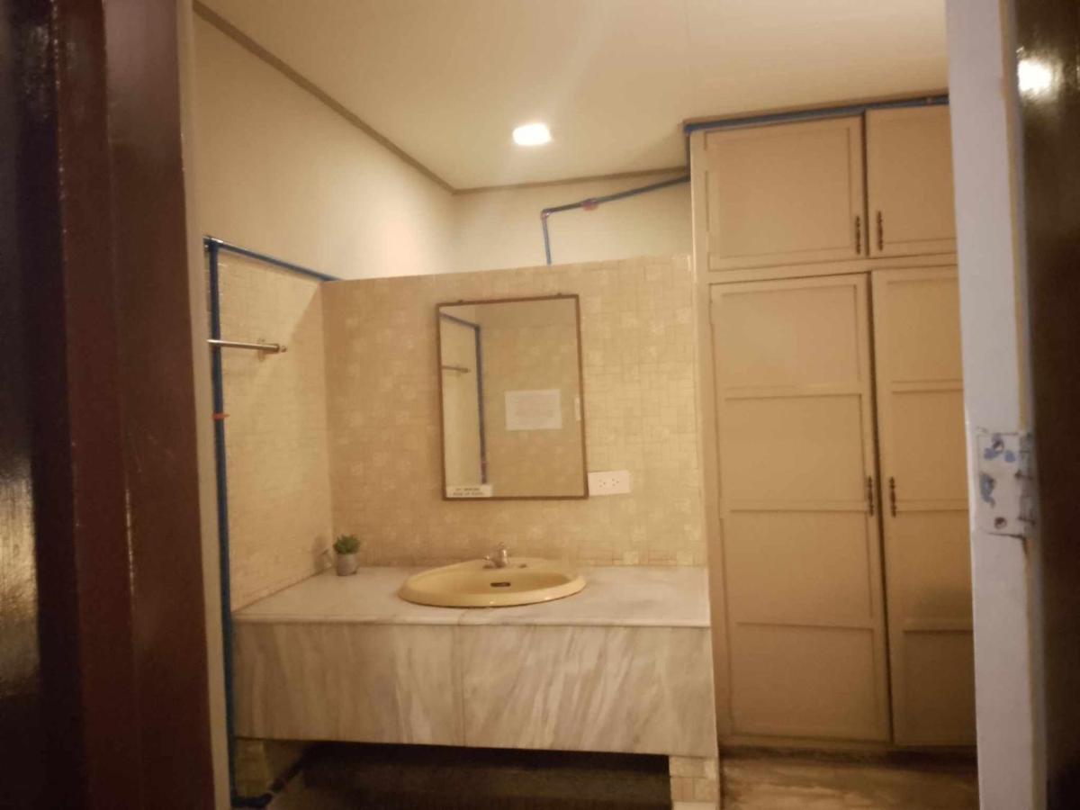 Legacy Mansion Pension House + Coffee Bar - Housity