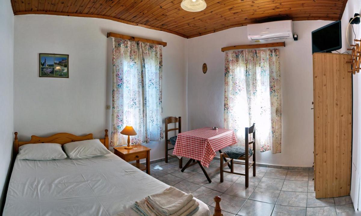 Angelos Rooms - Housity