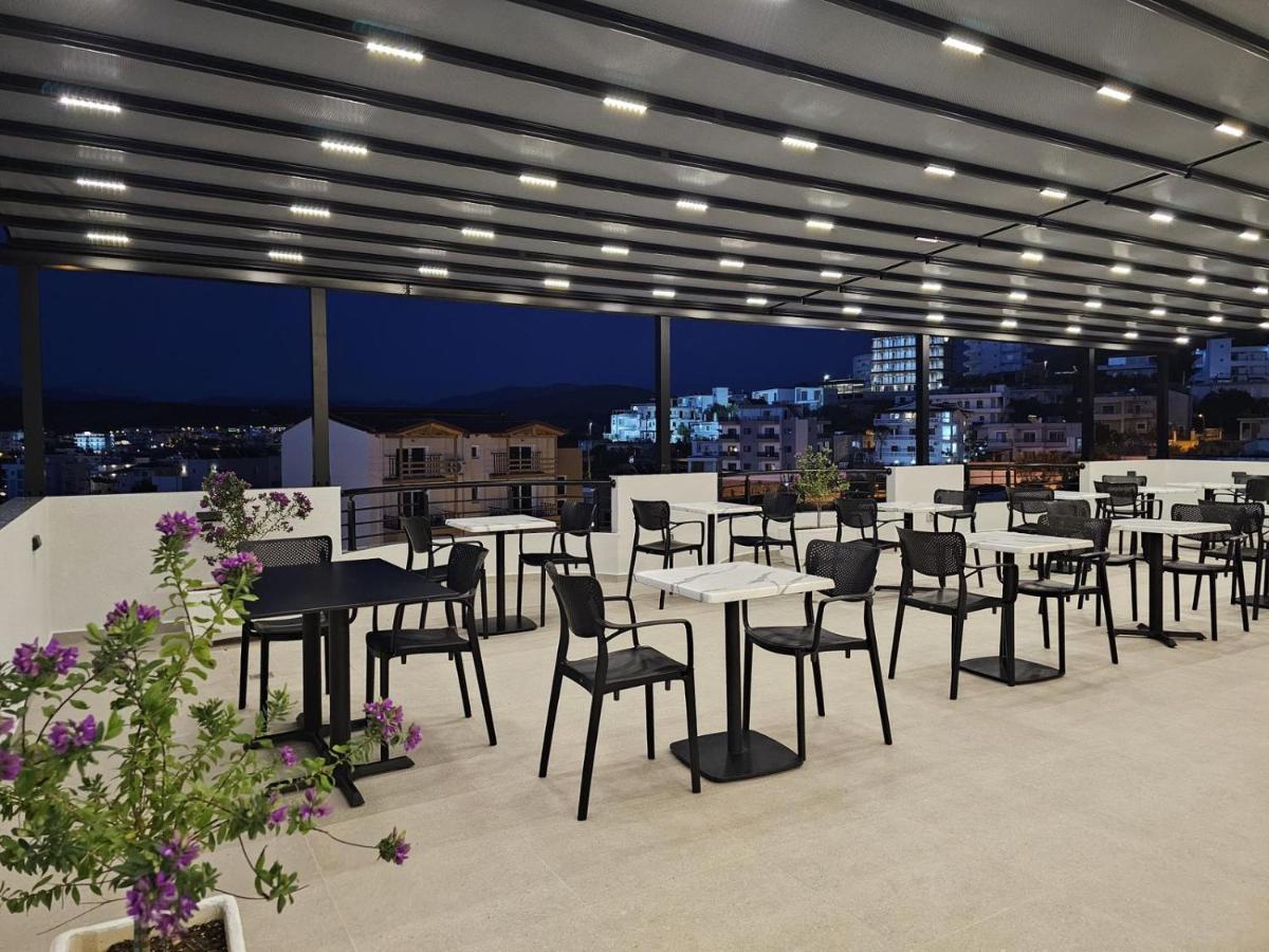 Monel Hotel - Housity