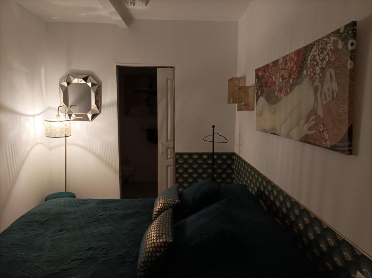 Maison intra muros, terrasses avec vue jaccuzzi et garage - Housity