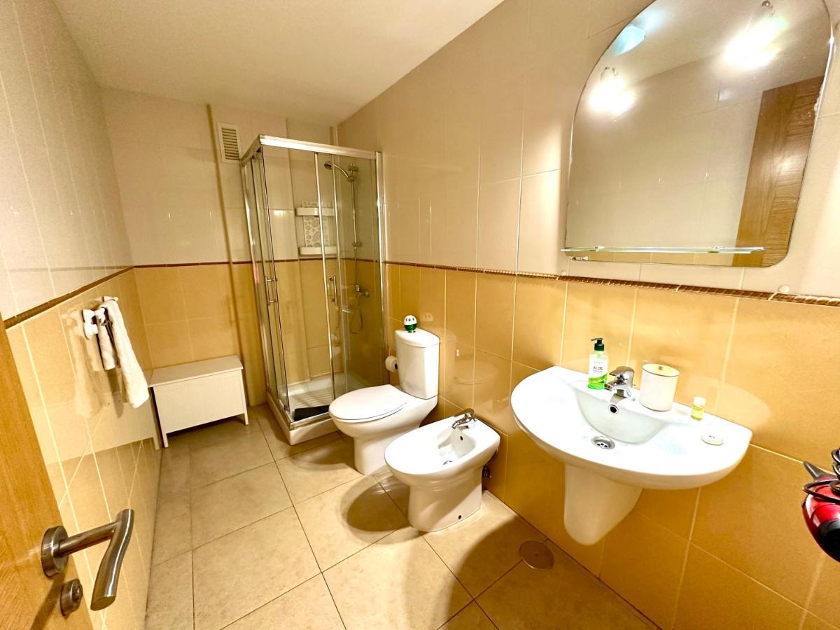 Charming 3 bedroom apartment - Housity