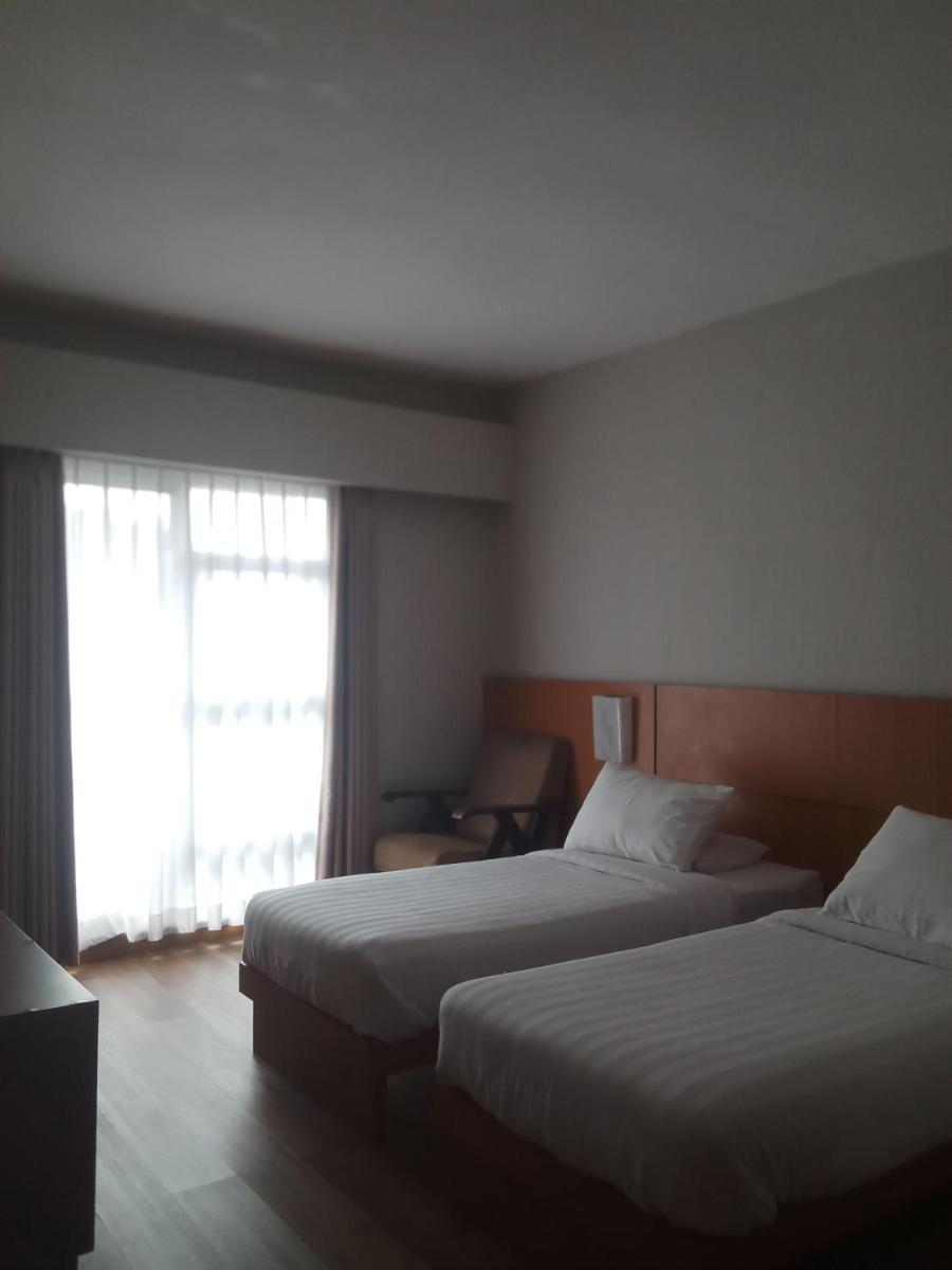 Regato Suites - Housity