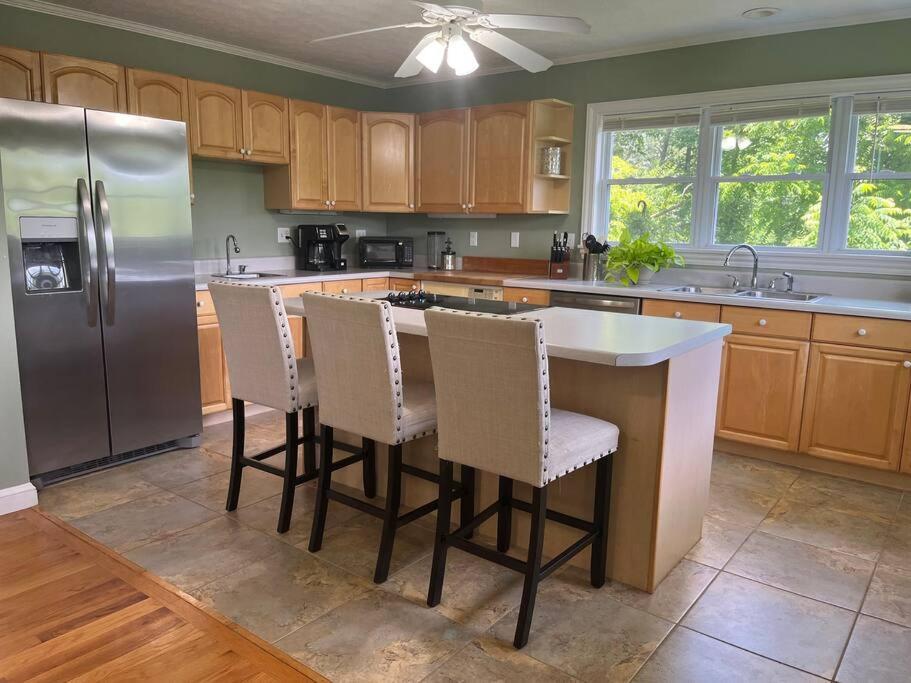 Harmony House - near TIEC, Lake Lure, Chimney Rock - Housity