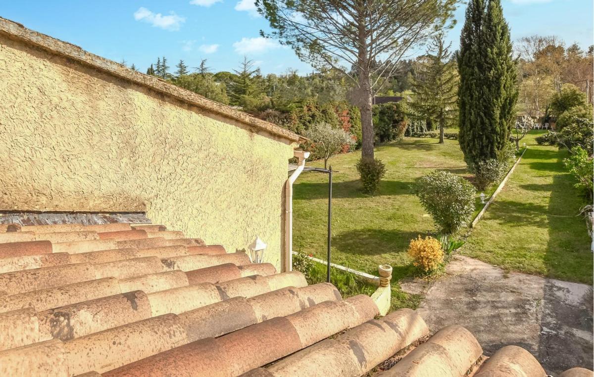 Beautiful Home In Loriol-Du-Comtat With Wifi - Housity