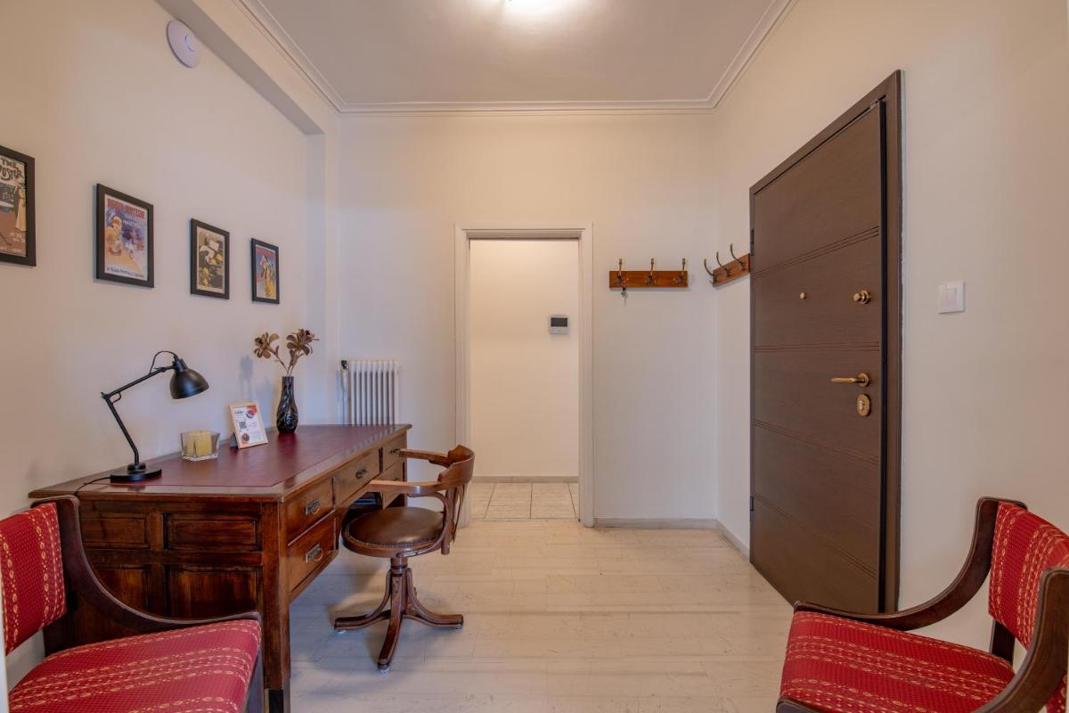 Marina Zeas Classyhub - Housity
