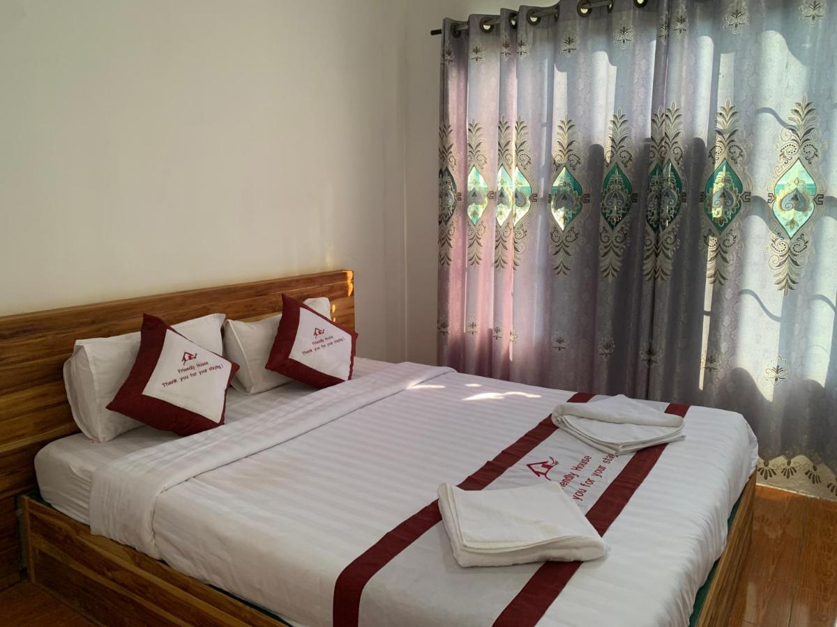 Vang Vieng Lily Guesthouse - Housity