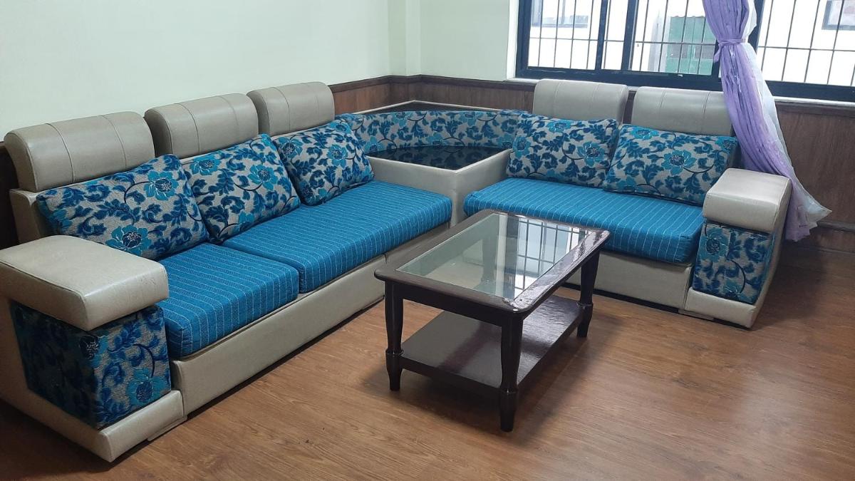 Everest House - Housity