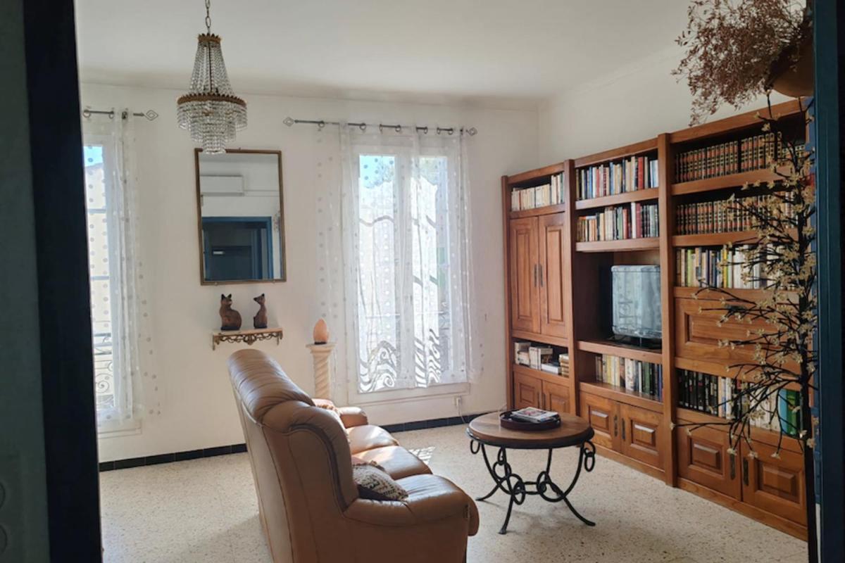 Suitetrails - Apartment With Balcony In The City Of Avignon