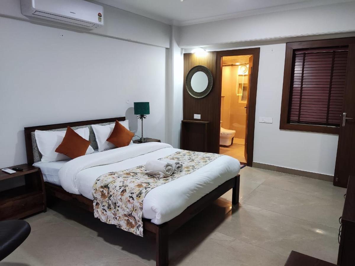 Aloha Apartments by blissful Ganges - Housity