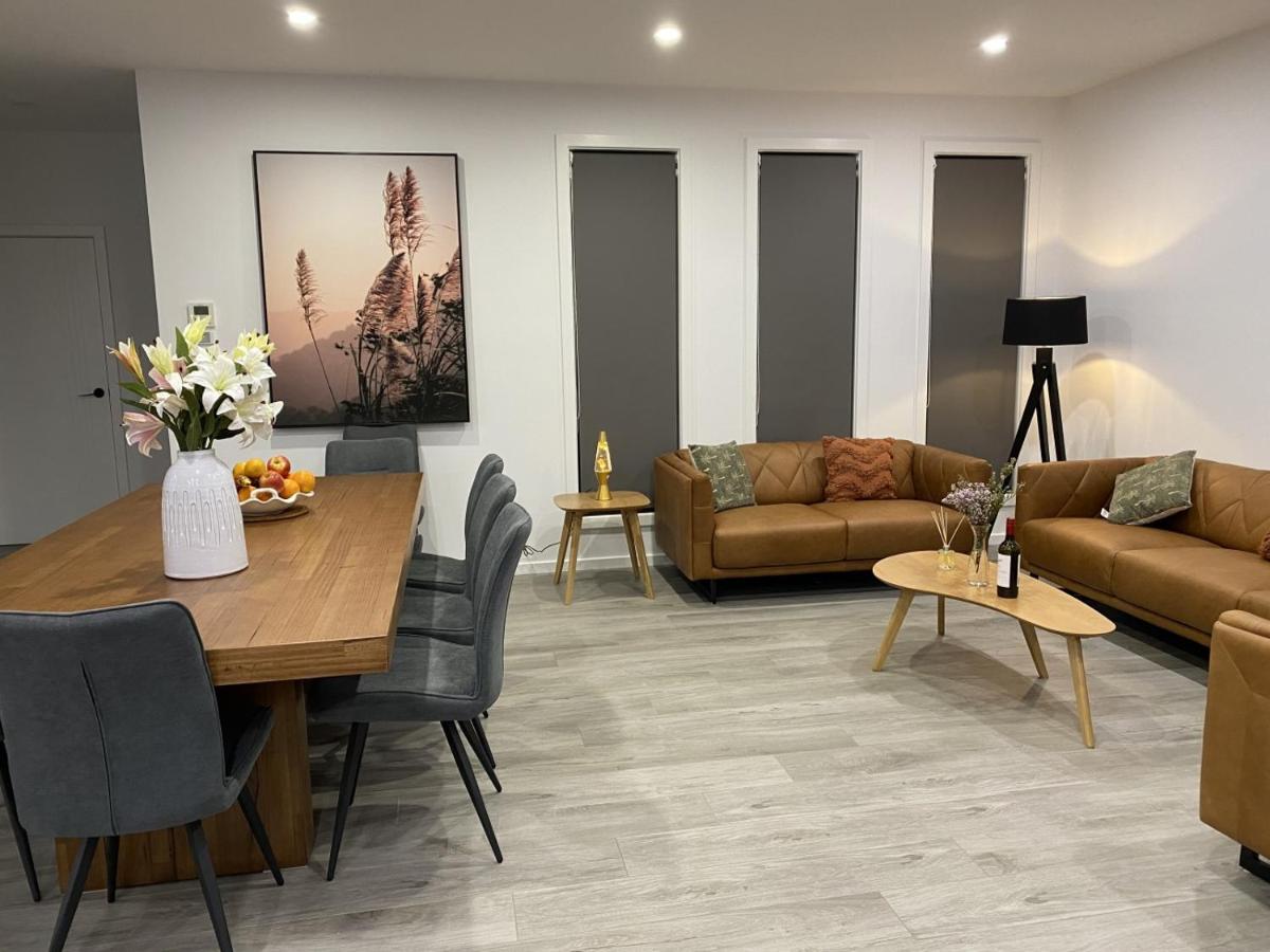 Fairy Meadow Beach House - Housity