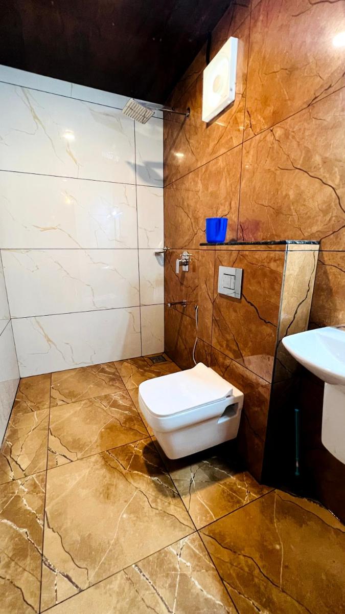 Woodshade Resort - Housity