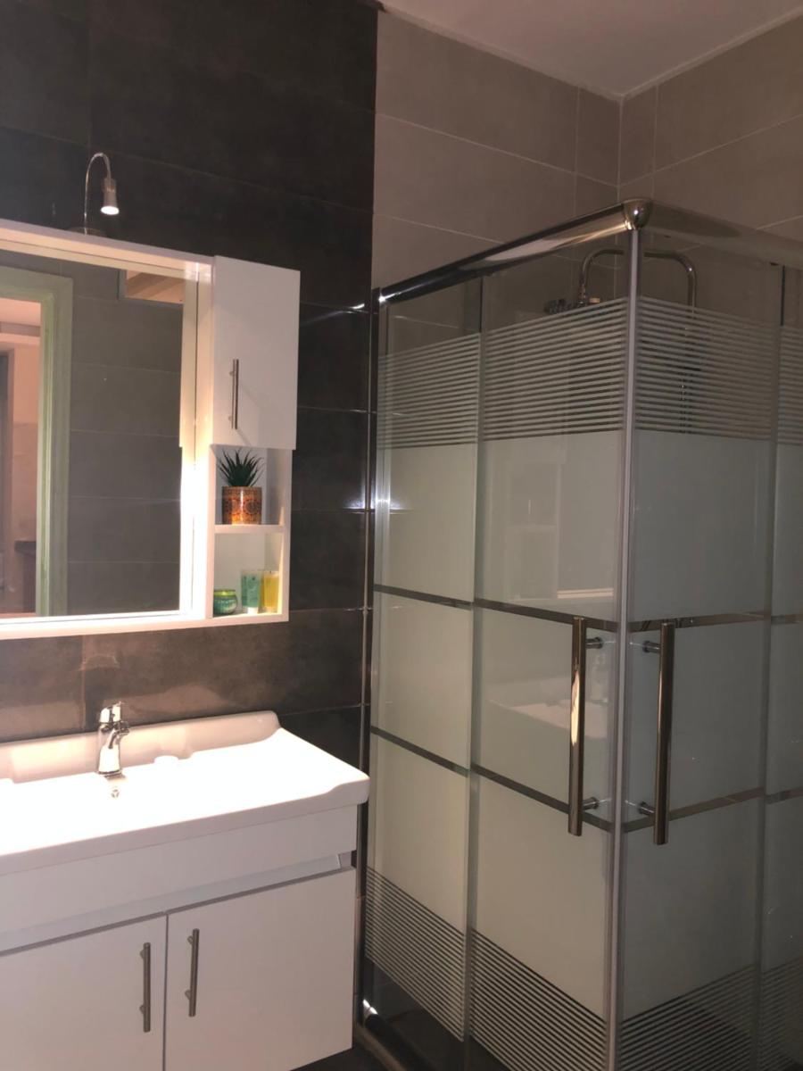 Classy Hostel - Housity