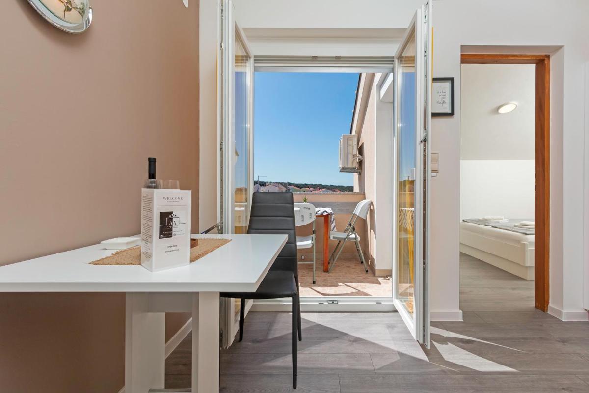 Apartments Antic - Hizvo
