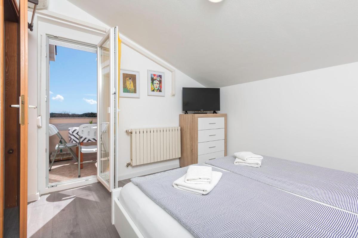 Apartments Antic - Hizvo