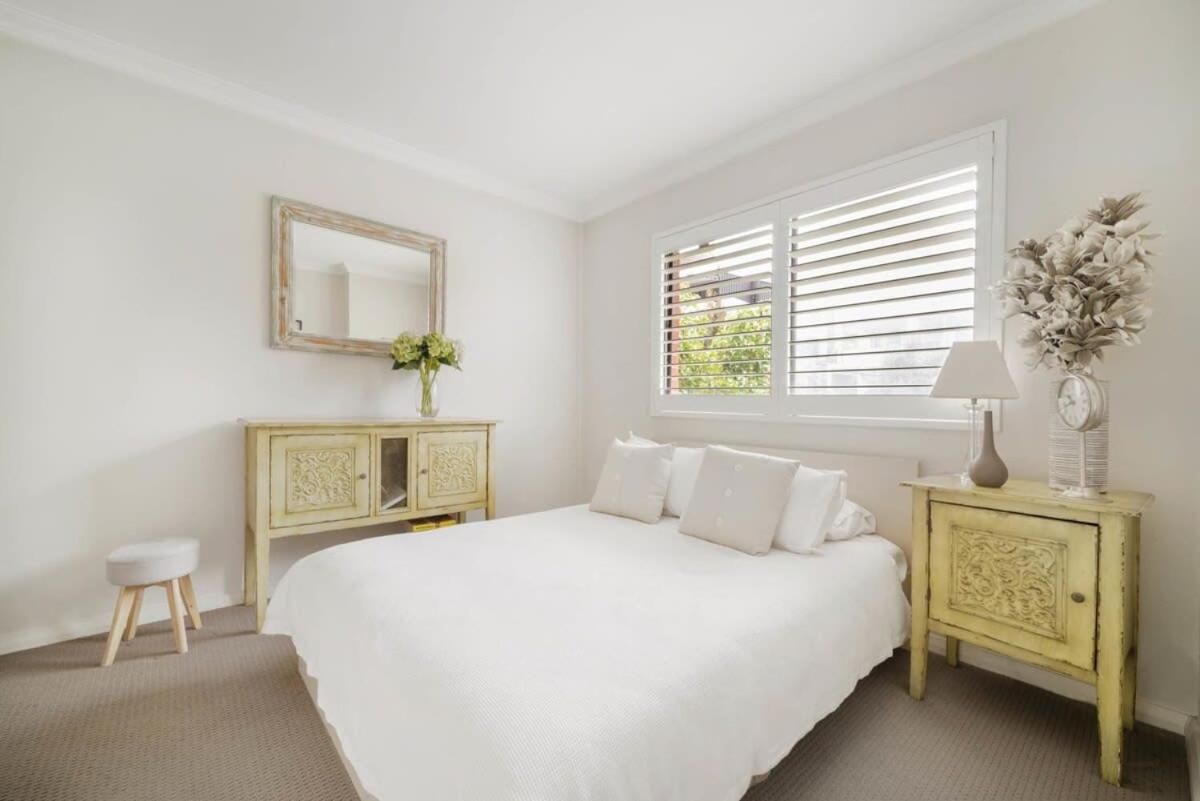 Walk to Coogee Beach Apartment Retreat - Housity