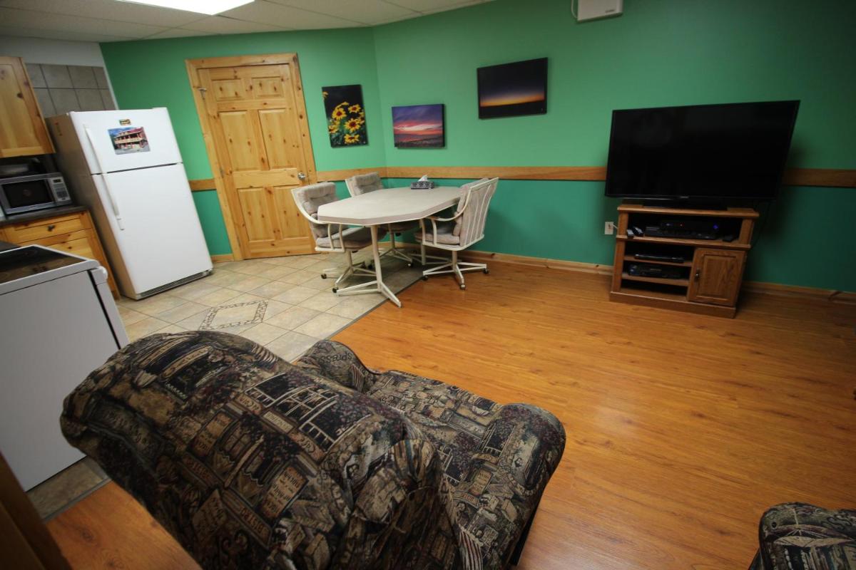 York Creek Bed & Breakfast - Housity
