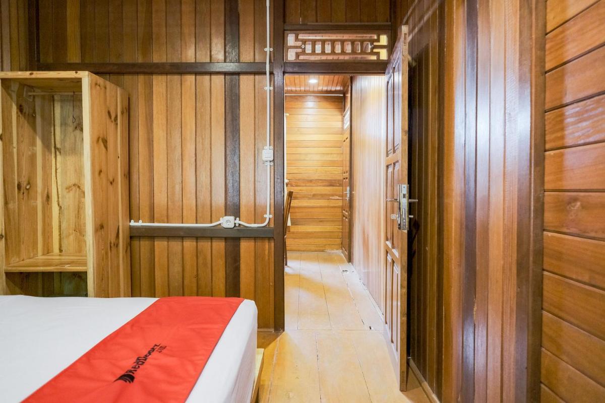 RedDoorz @ Hotel Negeri Baru Kalianda - Housity