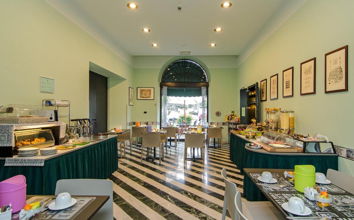 Hotel Rex - Housity