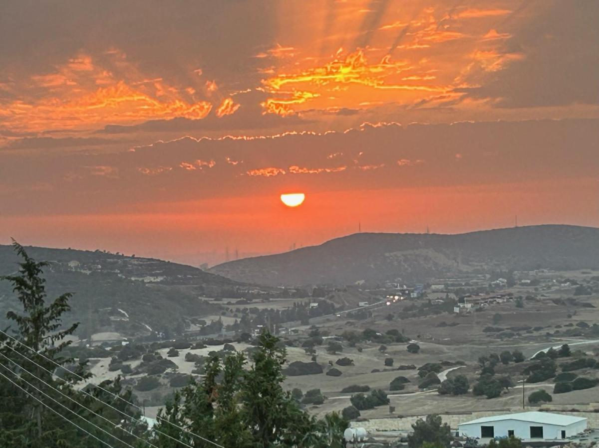 Endless Sunset - Housity