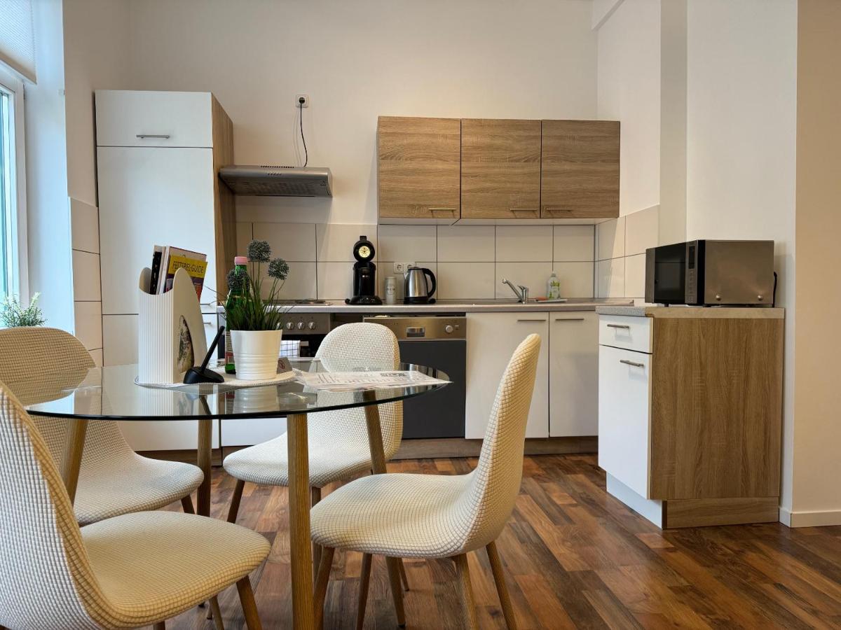 AKK2 Apartment im Zentrum Vollausstattung Balkon - Hizvo