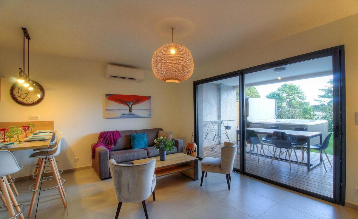 Villa CORSICA SUN, Résidence Cala Rossa Bay - Hizvo